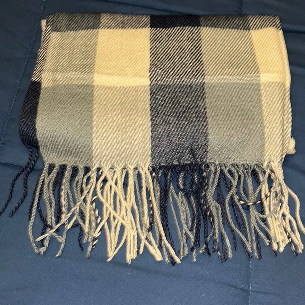 3/$15 Scarf
